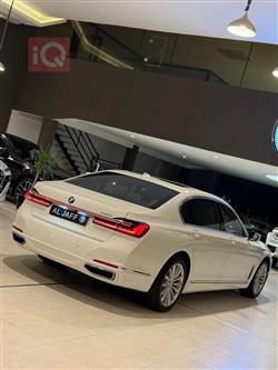 بي ام دبليو الفئة 7